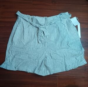 NWY Caslon Ivory stripped with Forest green  shorts